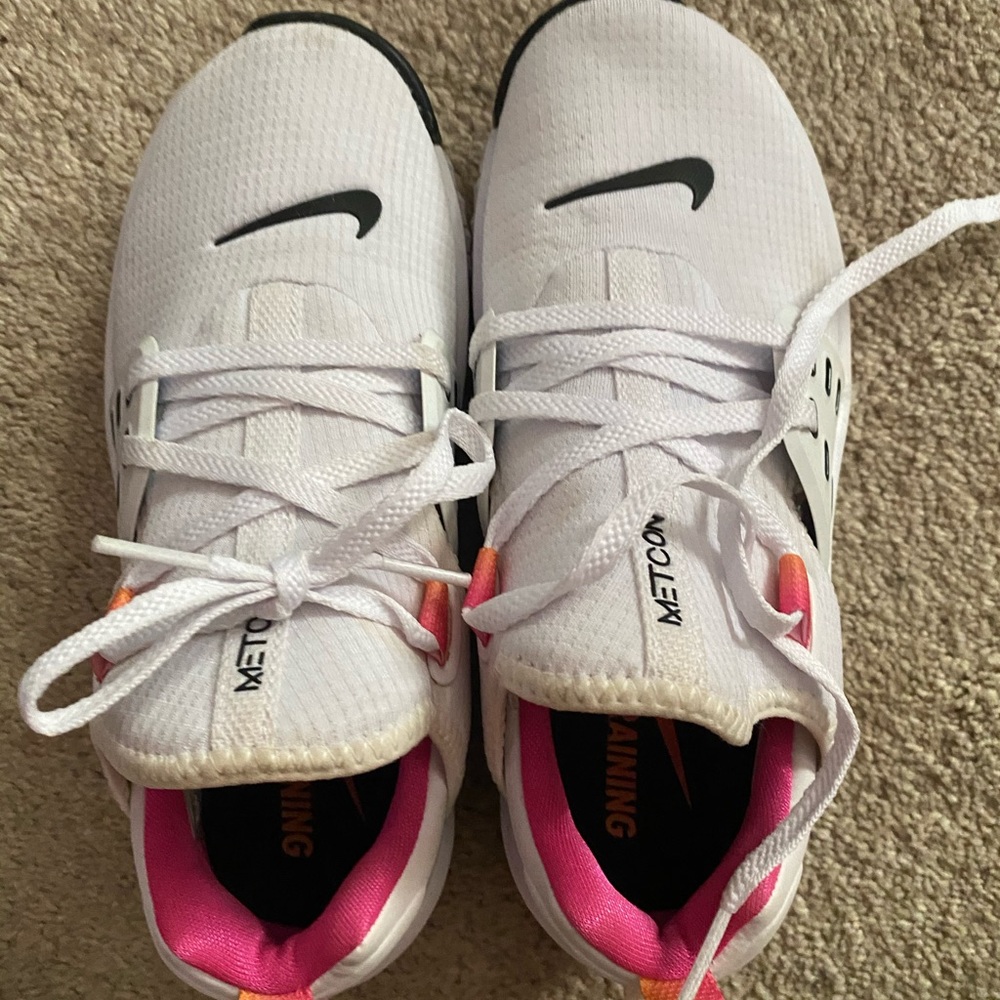 Women’s Nike training shoe size 5